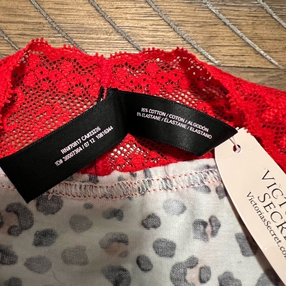 Victoria’s Secret Low-rise Hiphugger panty NWT Size XS leopard print lace trim - Picture 5 of 7
